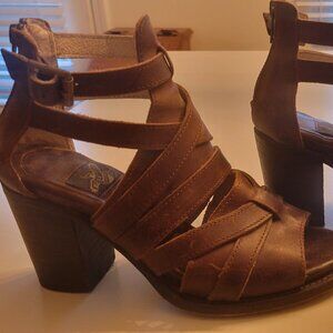 FREEBIRD Claw sandals - size 7